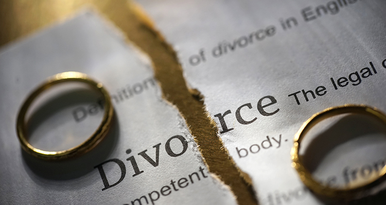 choosing divorce lawyers