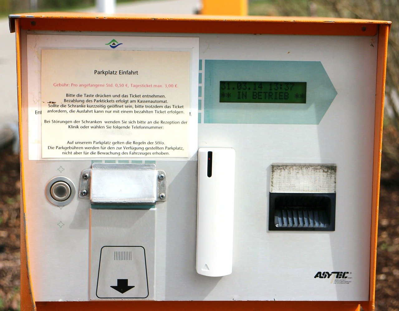 park ticket vending machine