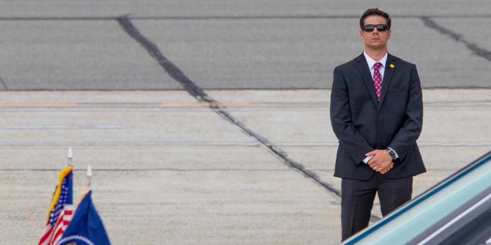 U.S. Secret Service agent stands guard